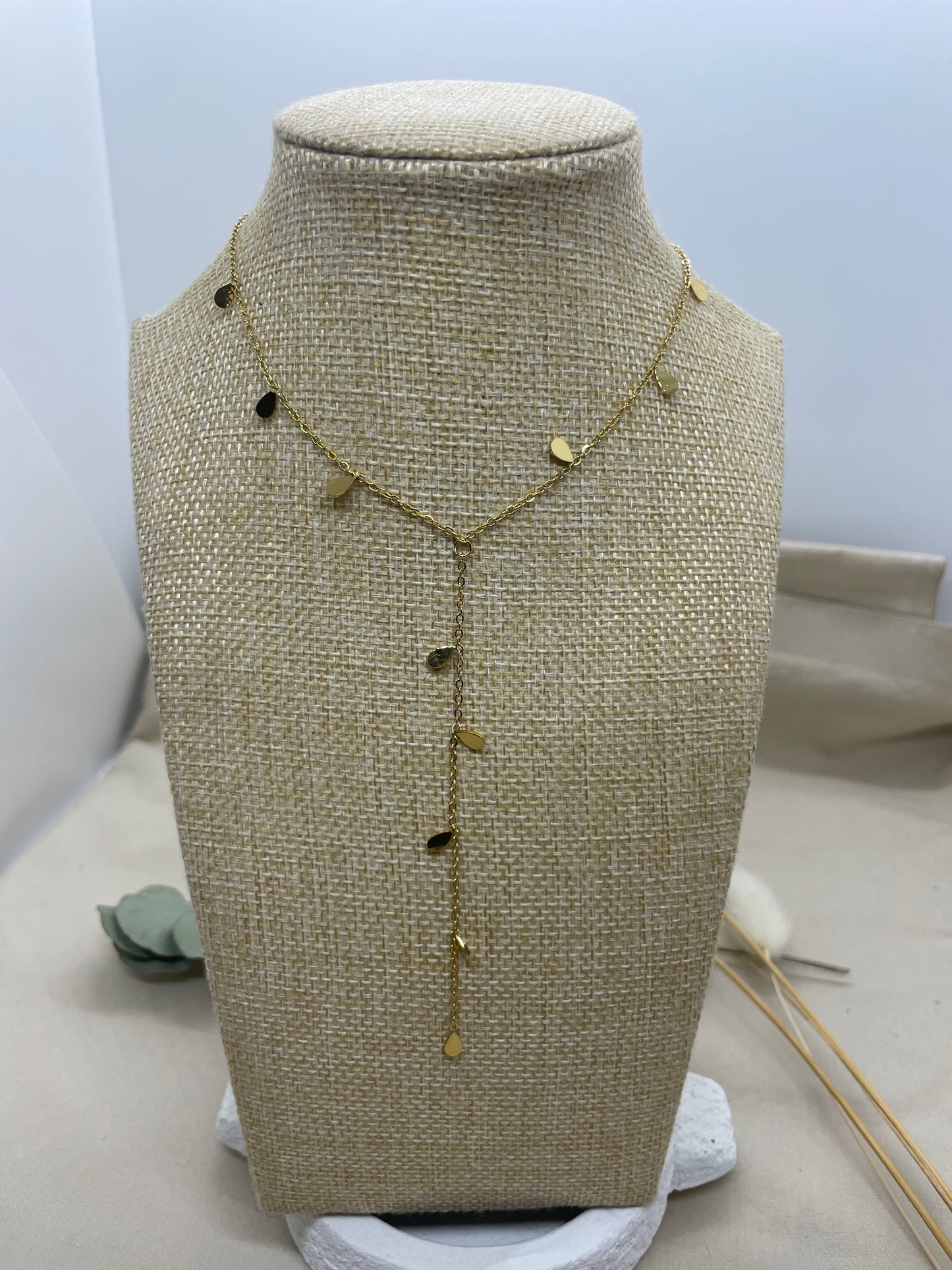 Collier Pampilles cravate doré
