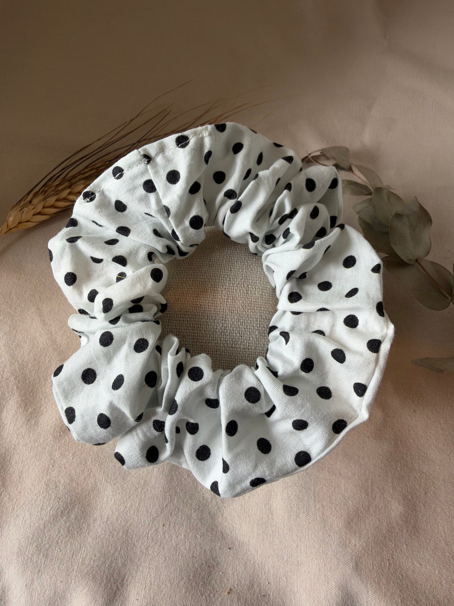 Chouchous blanc à pois noir
