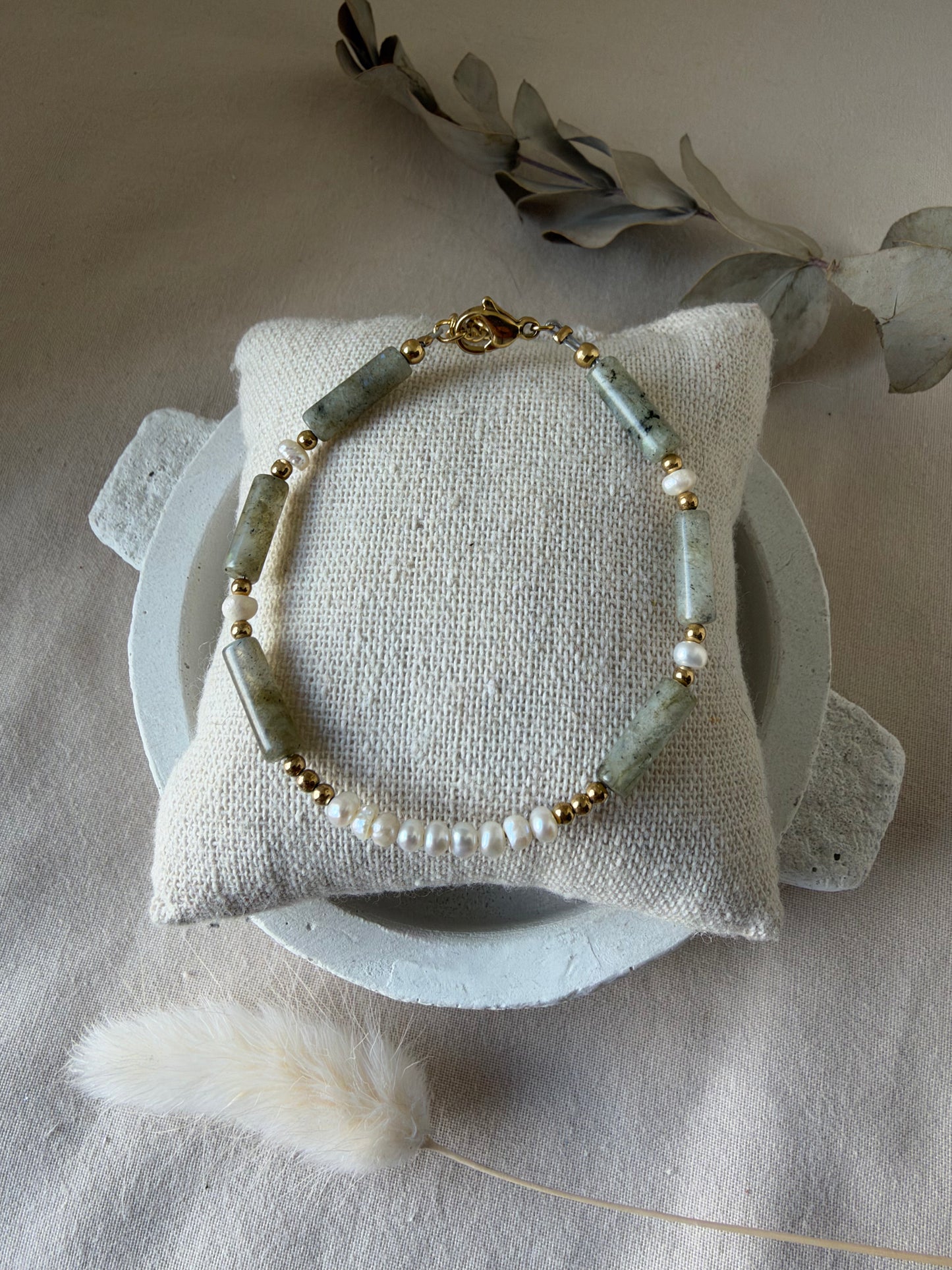 Bracelet Samantha perles d’eau douce et labradorite