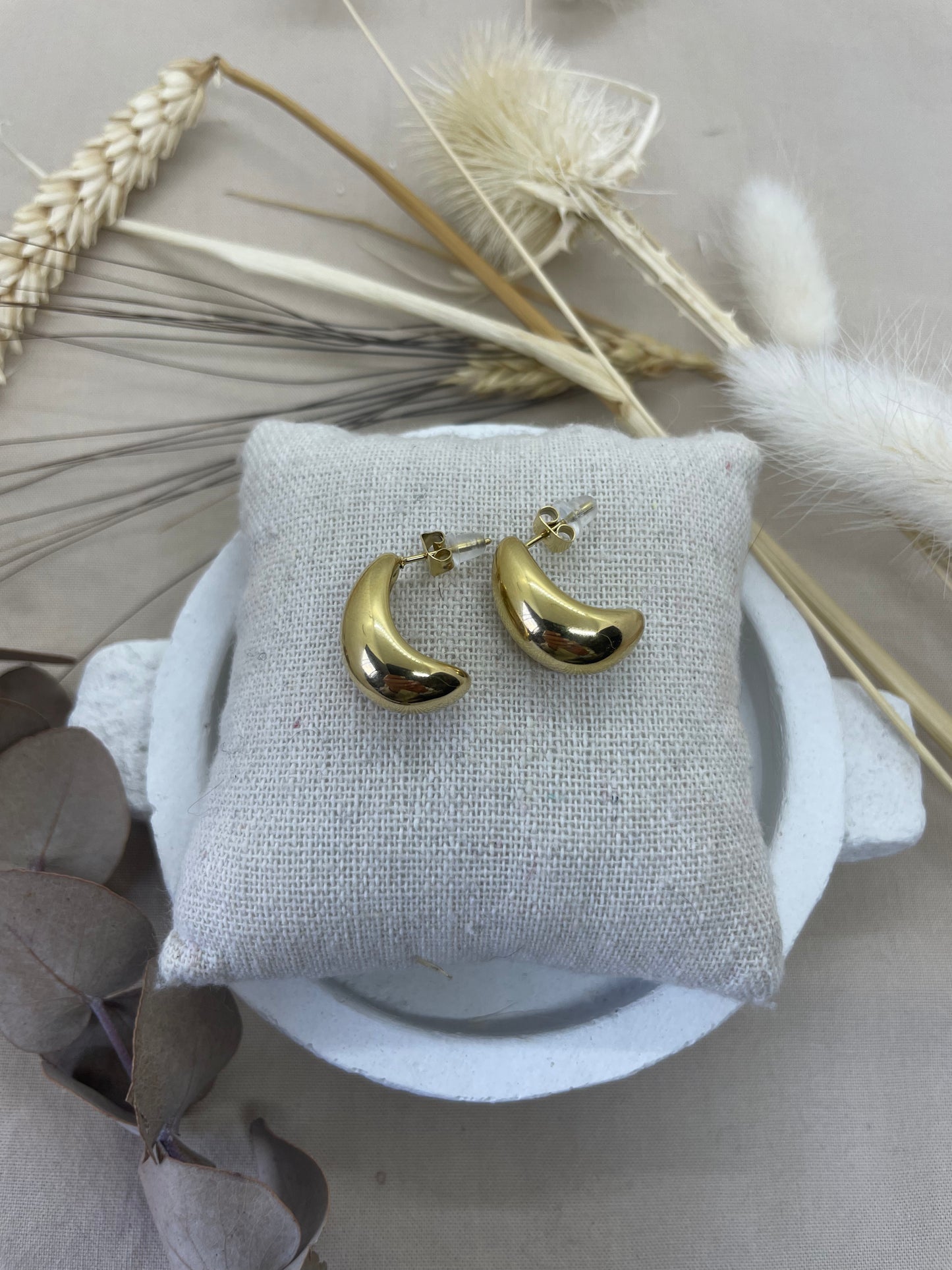 Boucles d’oreilles gouttes dorées