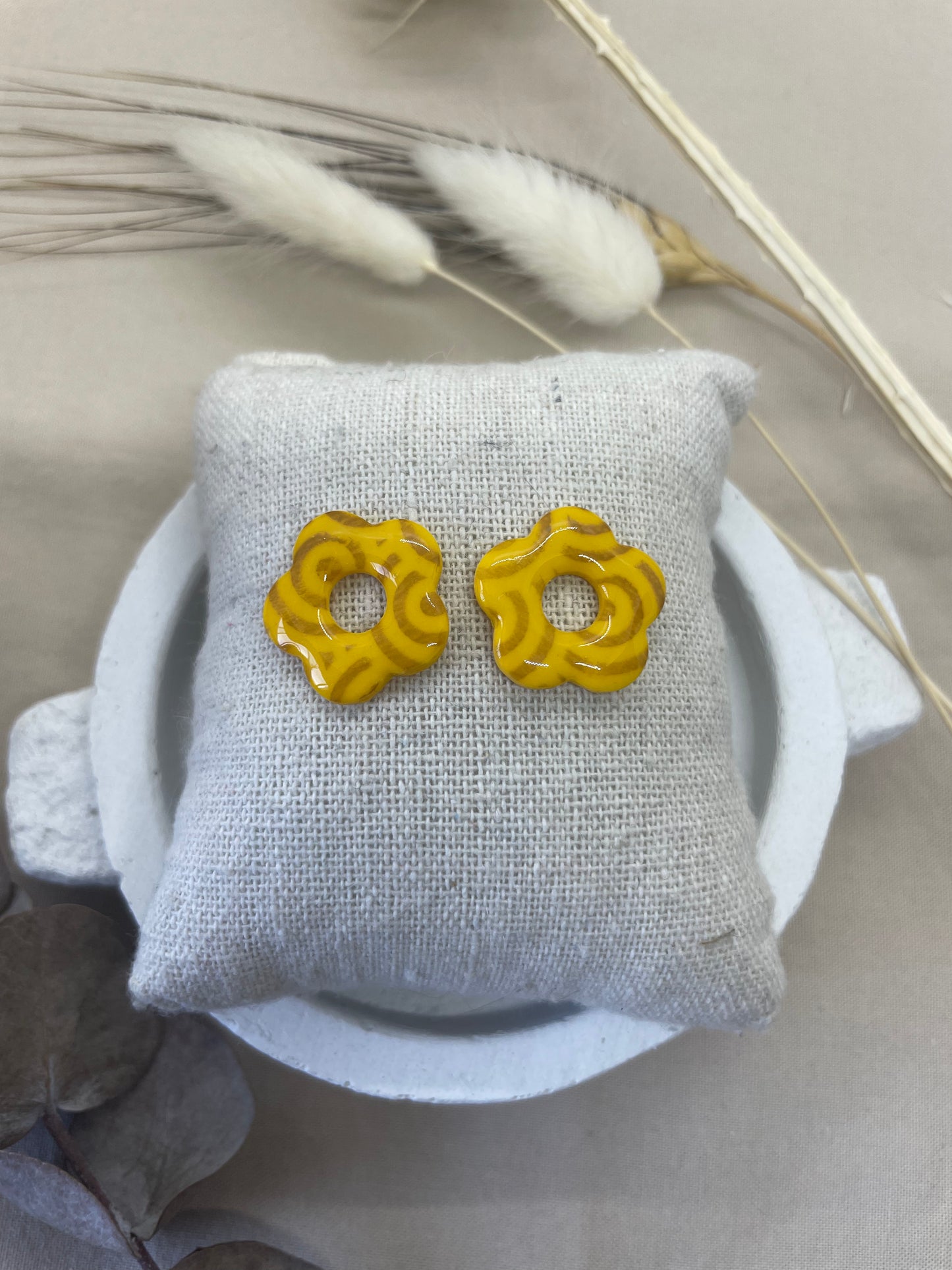 Pampilles fleurs jaune motifs interchangeables