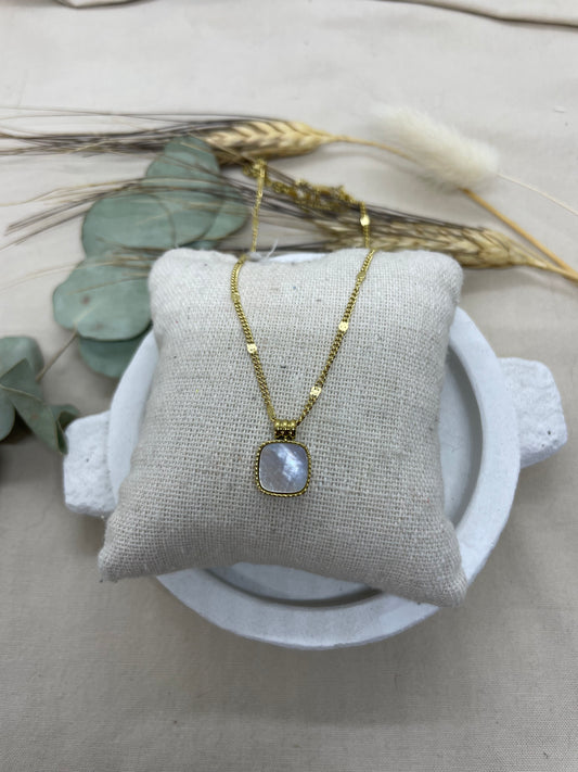 Collier Monica nacre doré