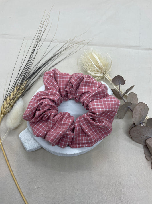 Chouchou rose à carreaux