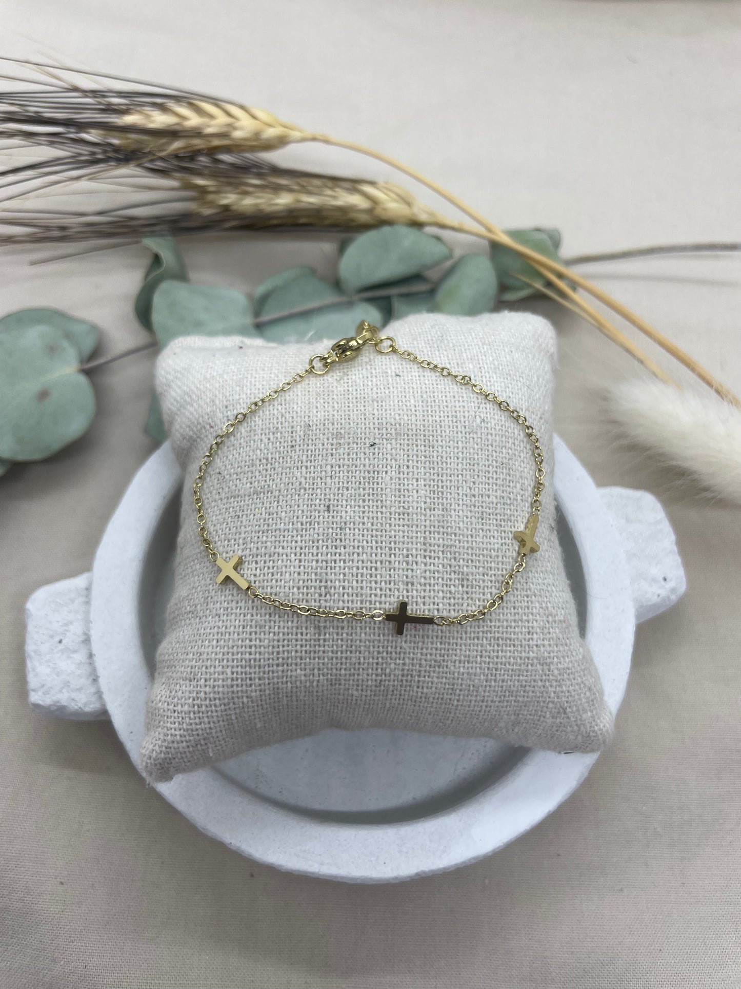 Bracelet croix doré
