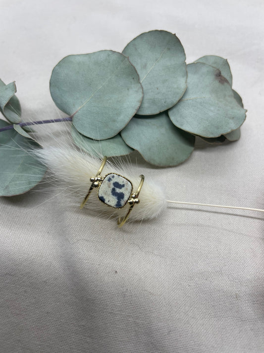Bague Mademoiselle jaspe dalmatien doré
