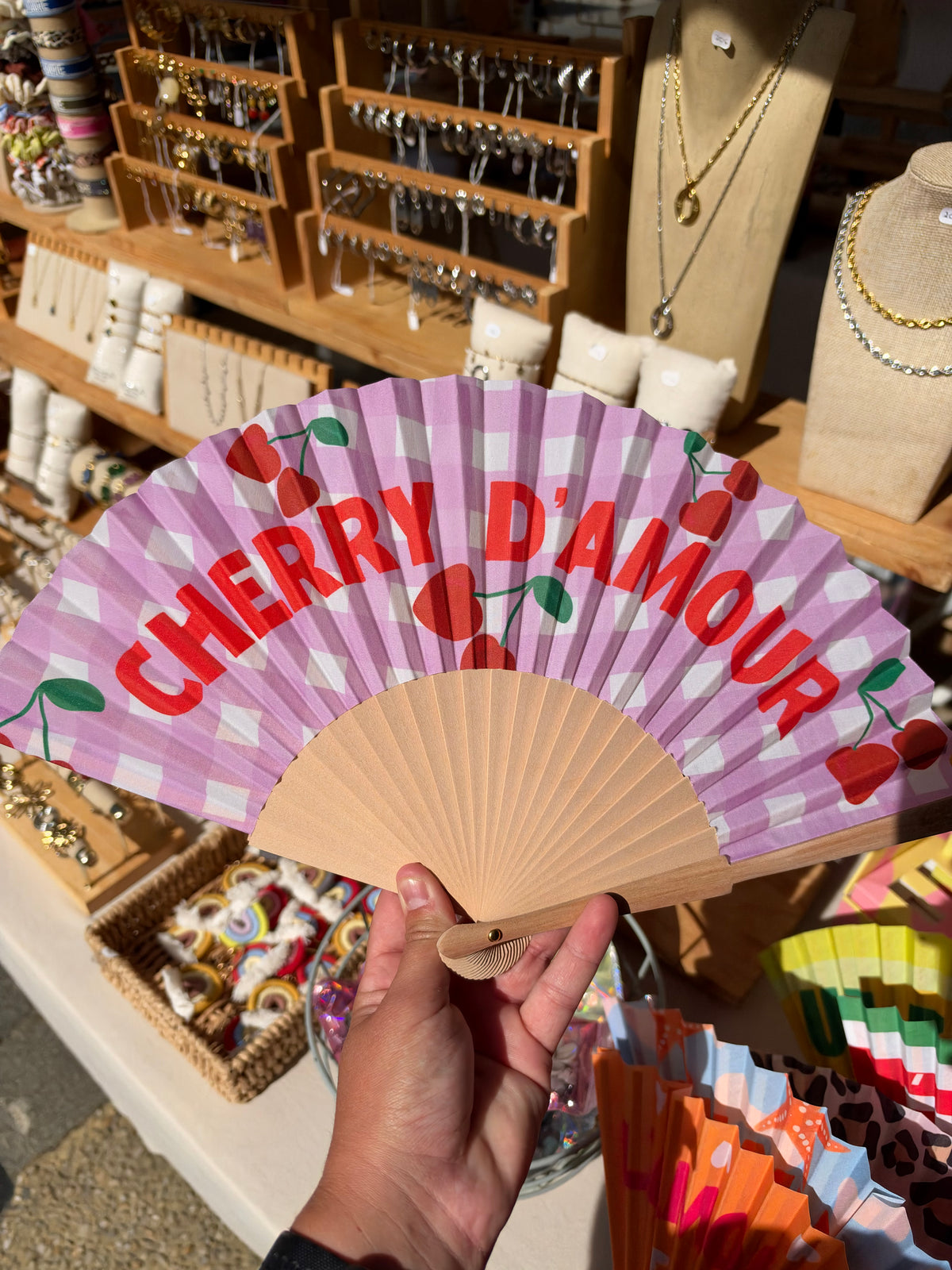 Éventail « cherry d’amour »