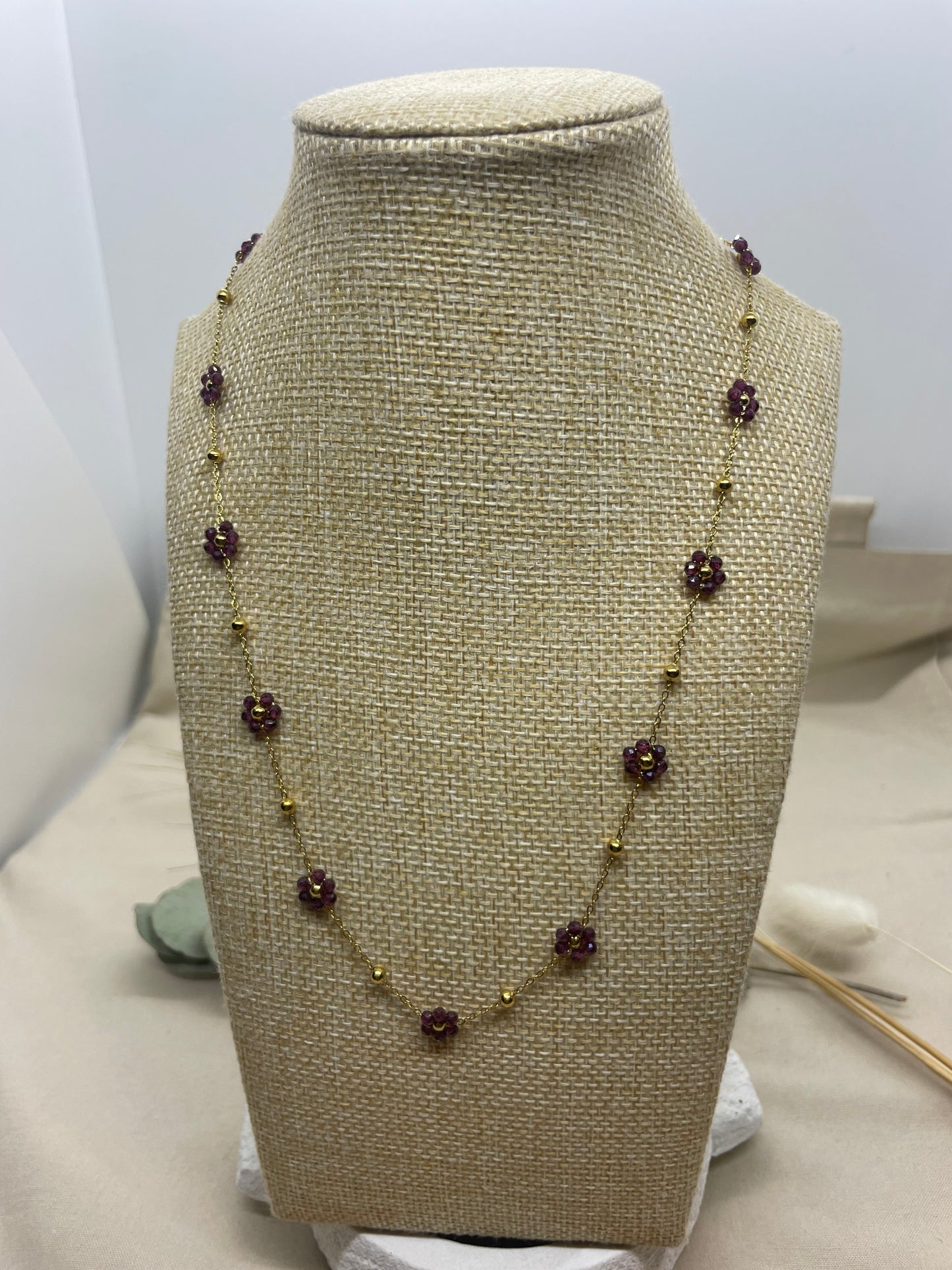 Collier Flowers perles violettes